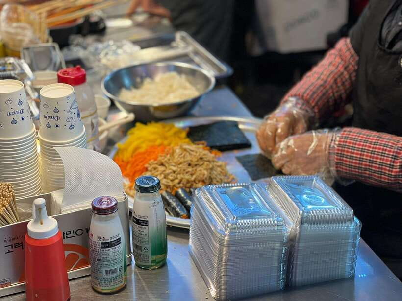 Seoul: Fearless Foodie Gwangjang Market Food Adventure - How the two hours are likely to feel