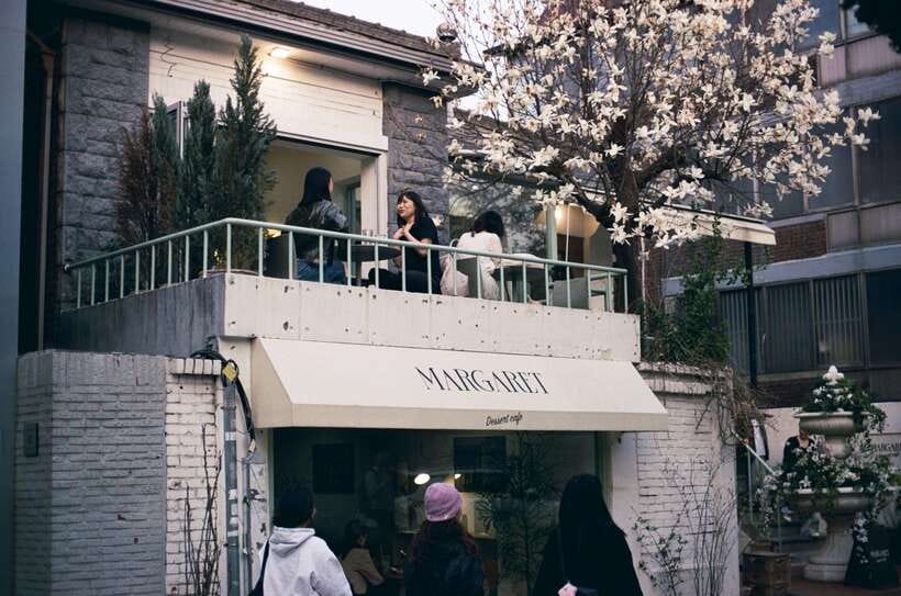 Seoul Film Camera Club - Who should book this Hongdae walk?