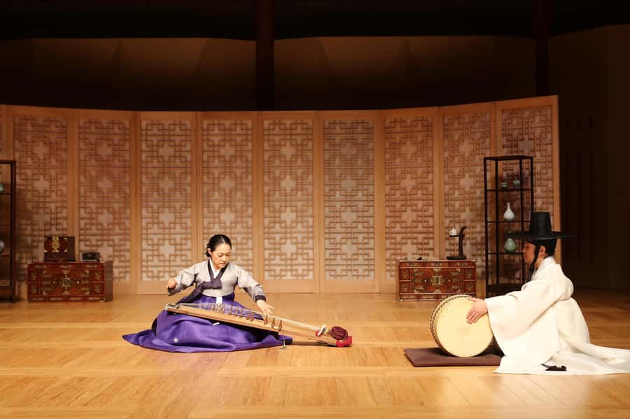 SEOUL: Gugak - Korean Traditional Music Museum&Concert Tour - The Korean Traditional Music Museum in 40 minutes