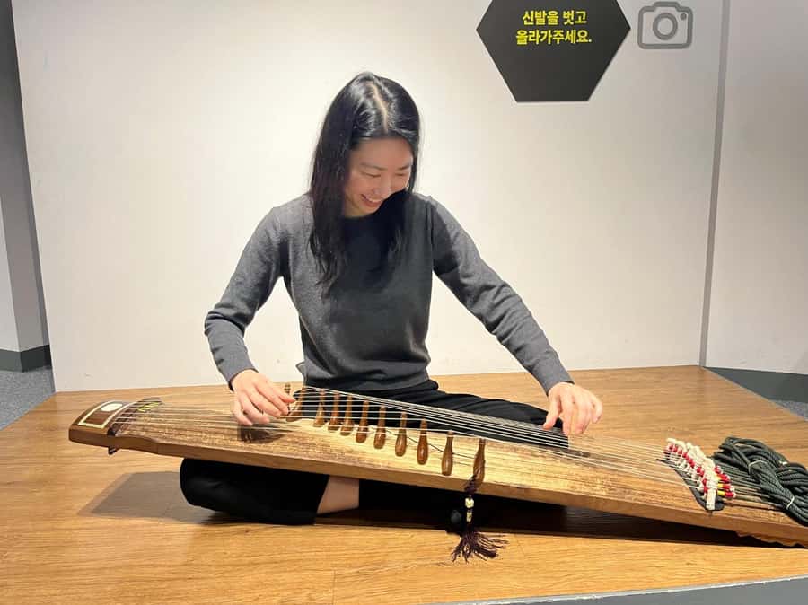 SEOUL: Gugak - Korean Traditional Music Museum&Concert Tour - From museum displays to the National Gugak Center