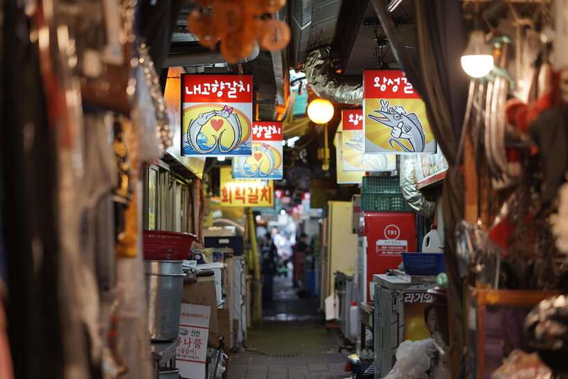 Seoul: Guided Street Food Tour at Namdaemun Market - The Market Walk Beyond the Food