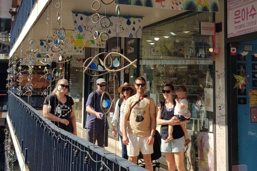 Seoul: Gwangjang Market Netflix Food Tour - Arriving at Gwangjang Market