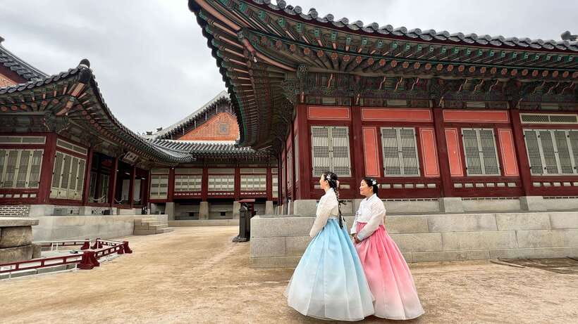 Seoul Highlights: Gyeongbok Palace, Insadong & N Seoul Tower - The National Folk Museum in 30 minutes