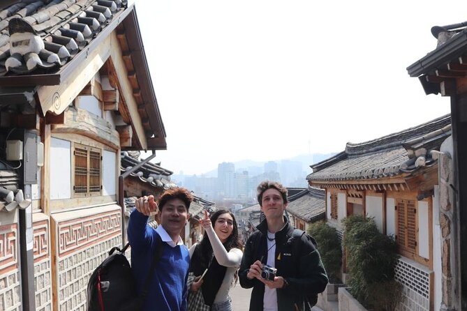 Seoul Highlights & Hidden Gems Tours by Locals: Private + Custom - What the $76.87 price really buys you