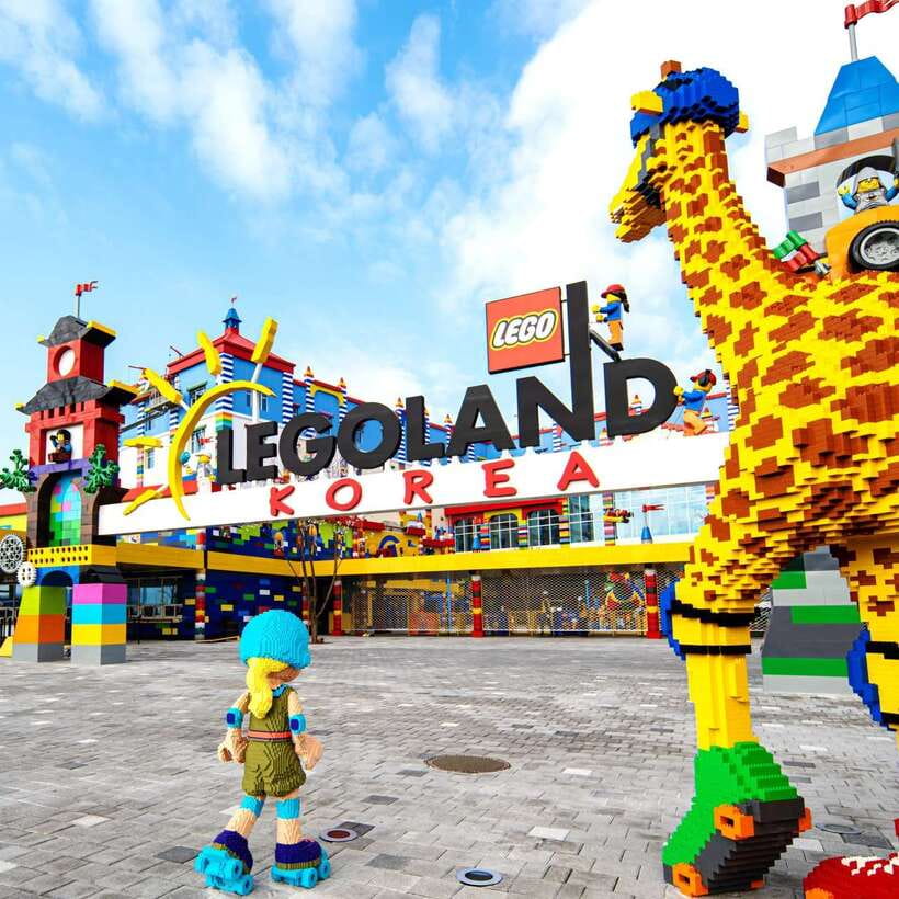 Seoul: LEGOLAND Admission with Transport (Optional Railbike) - Why the island setting makes Legoland Korea different
