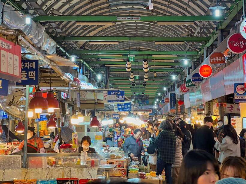 Seoul: Max Out Must Visit City Highlights Panoramic Day Tour - Starting at Gwanghwamun and Cheonggye Plaza