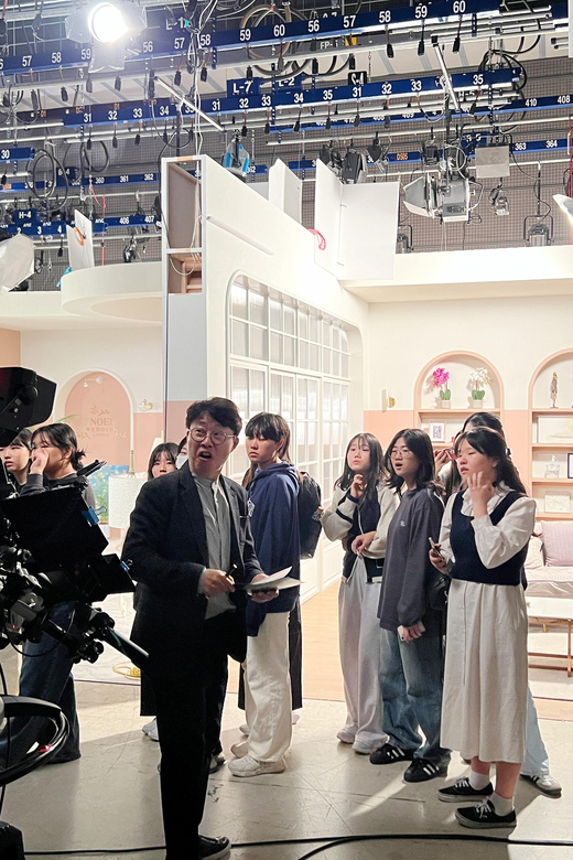 Seoul: MBC Insider Live K-Drama Rehearsal & VIP Studio Tour - The King of Masked Singer option on selected Tuesdays
