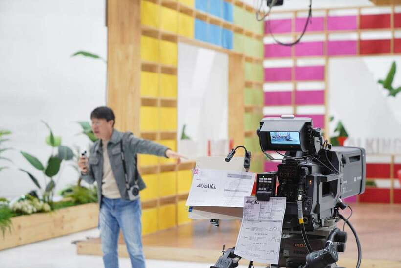 Seoul: MBC Insider Live K-Drama Rehearsal & VIP Studio Tour - The morning ride from central Seoul