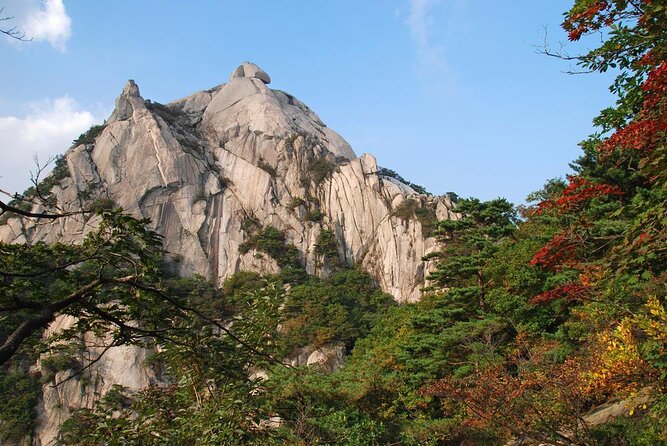 Seoul Mountain Hike: Temples, Folklore & Traditional Meal - Meeting at Gupabal and reaching the trailhead