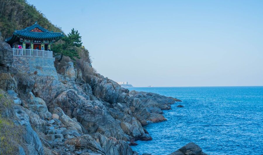 Seoul: Mt Seorak + Naksansa Temple or Nami Island Group Tour - Food, equipment, and extra costs
