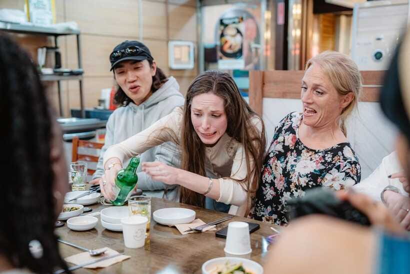 Seoul: Night Market Food Tour with Local Guide - Dietary limits need careful planning