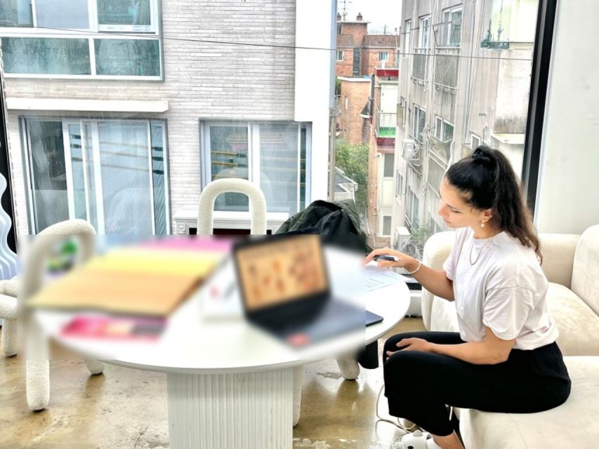 Seoul: Personal Color, Fashion, and Make-up Analysis Session - Hair, Glasses, and Face Shape