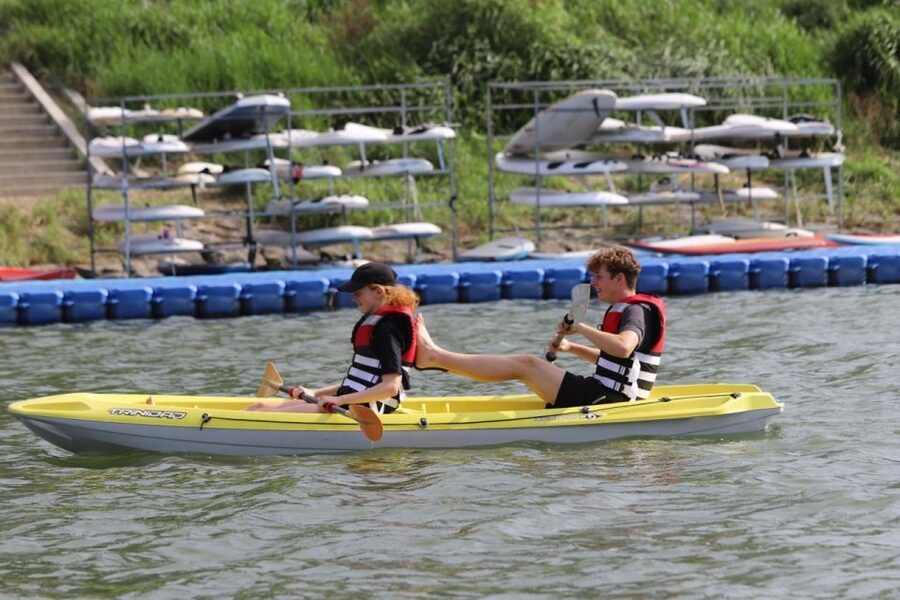 Seoul: Stand Up Paddle Board (SUP) & Kayak in Han River - Why Ttukseom Hangang Park works so well
