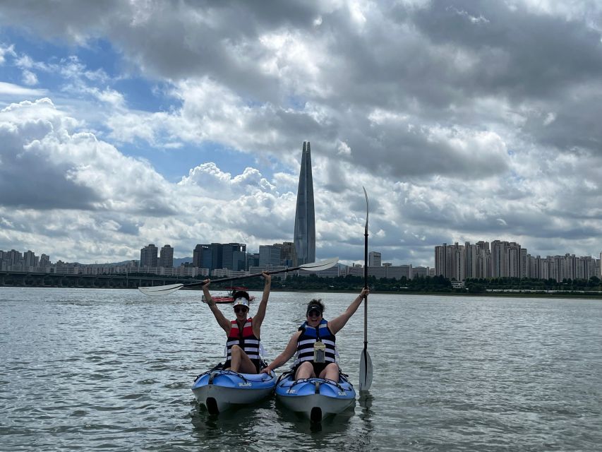 Seoul: Stand Up Paddle Board (SUP) & Kayak in Han River - Kayaking or stand-up paddle boarding?