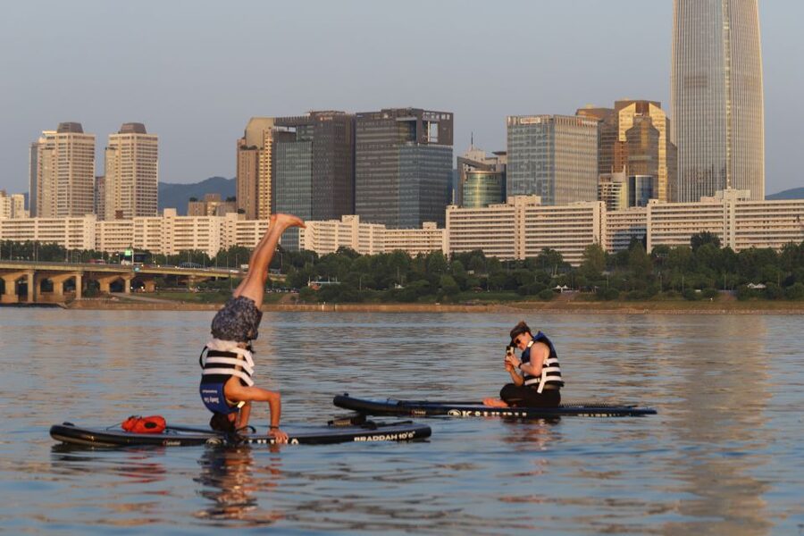 Seoul: Stand Up Paddle Board (SUP) & Kayak in Han River - Seoul from the middle of the river
