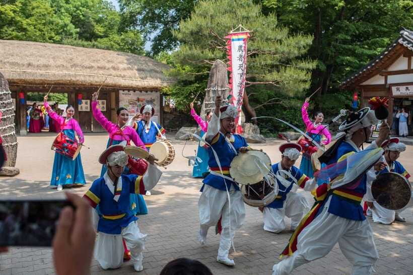 Seoul: Suwon Hwaseong, Folk Village, & Starfield Library - FAQ