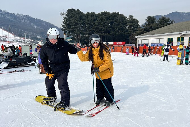 Seoul to Jisan Ski Resort (Fun 1 Day Trip Winter Sports & Skiing) - The 30-minute stop at Cheongha Korea Ginseng Museum