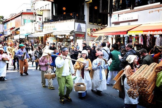 Small-Group Royal Palace and Seoul City Tour (hotel pick-up) - Why this full-day route works for a first visit