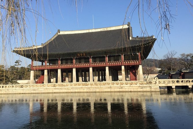 Small-Group Royal Palace and Seoul City Tour (hotel pick-up) - Insadong is the best place for lunch and browsing