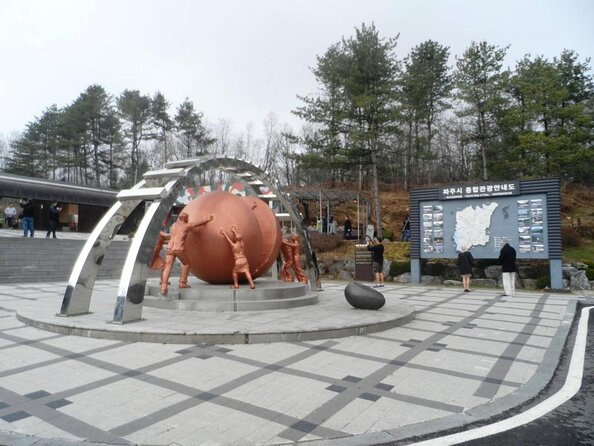 Small Group Tour to DMZ & Suspension Bridge with Hotel Pickup - Key points to know before booking