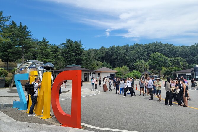 Small Group Tour to DMZ & Suspension Bridge with Hotel Pickup - Imjingak and Pyeonghoa-Nuri Park set the tone