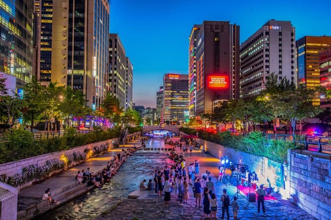 Special City Night Tour - Seoul after dark, from palace walls to tower lights