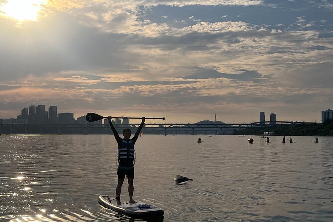 Stand Up Paddle Board (SUP) and Kayak Activities in Han River - Why the Han River works so well for an outdoor Seoul break