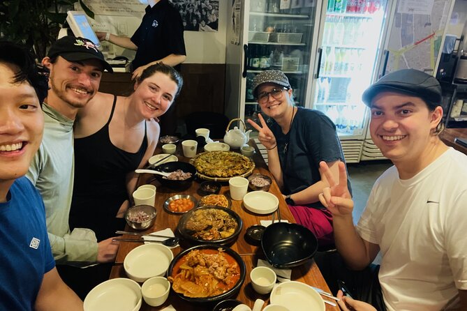 Sunset Walking Tour in Naksan Park with Dinner - Who will enjoy this most