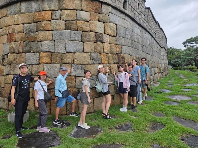 Suwon Hwaseong, Gwangmyeong Cave, & Starfield Library Trip - Walking, weather, and the daily pace