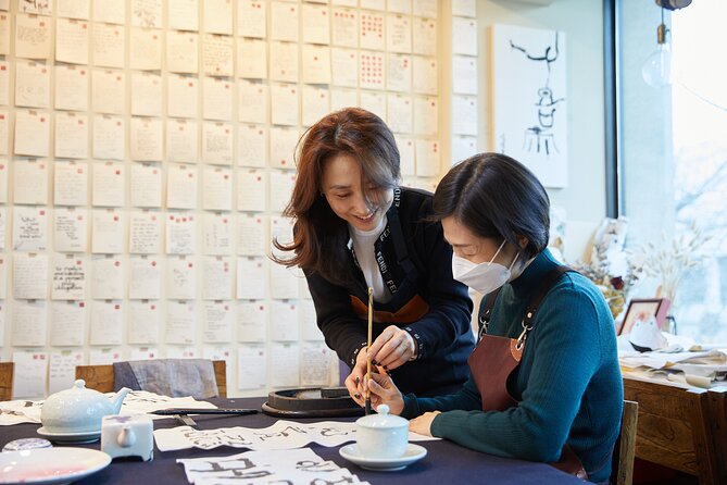 Write a Meaningful Korean Calligraphy Scroll in Insadong - The first strokes: brushes, ink, and Hangul