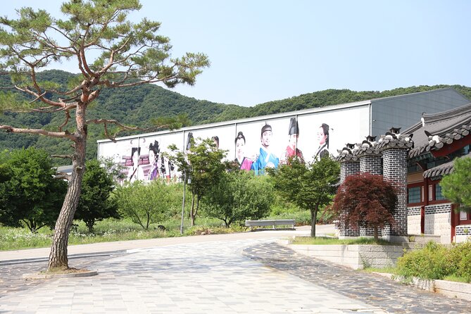 Yongin Dae Jang Geum Park Tour from Seoul - The trip from Myeong-dong to Yongin