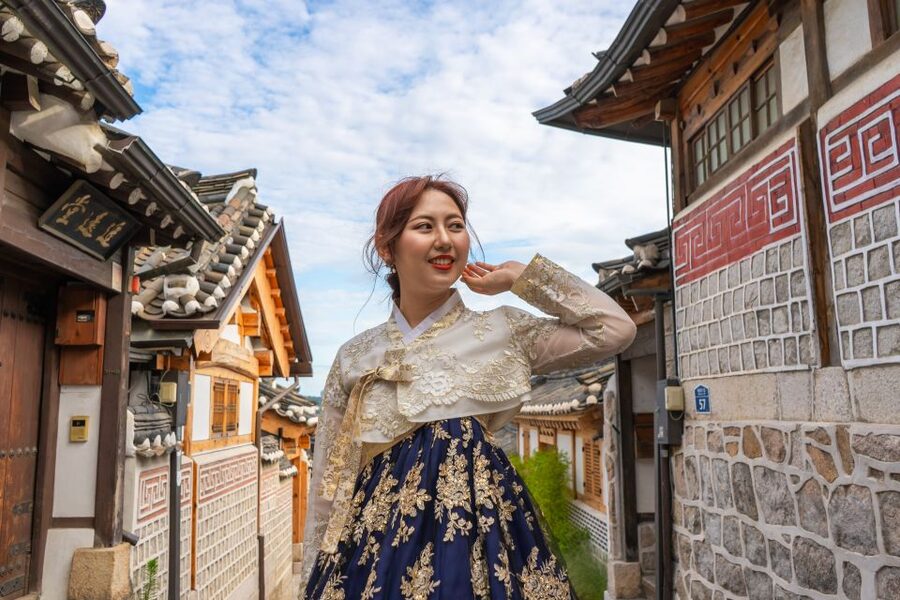 Your Personal Seoul Photographer! - Bukchon Hanok Village and Samcheong-dong